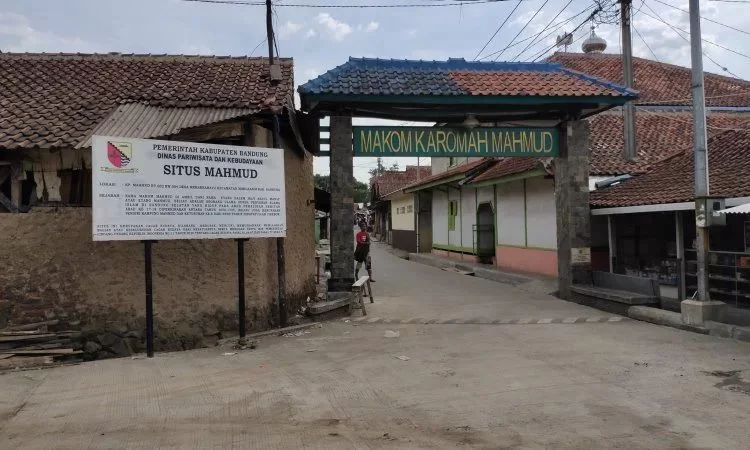 gapura